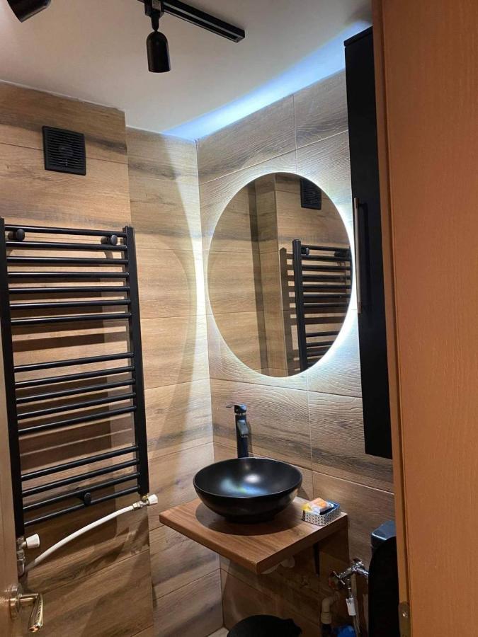 Naumovski Apartments スコピエ エクステリア 写真
